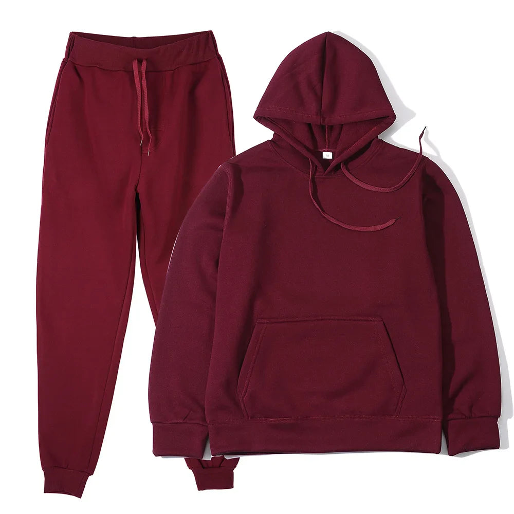 Men's casual autumn and winter polyester tracksuit with drawstring pants and O-neck collar