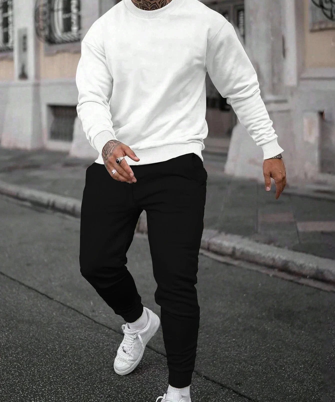 Men's casual polyester pullover tracksuit with elastic waist pants for autumn and winter streetwear